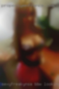 sexyfreakynsa BBW looking for white men